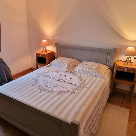 Appartement Charmant Et Spacieux Auxerre Exteriör bild