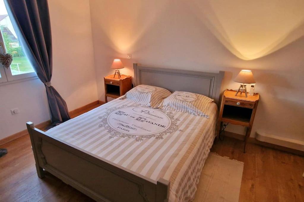 Appartement Charmant Et Spacieux Auxerre Exteriör bild