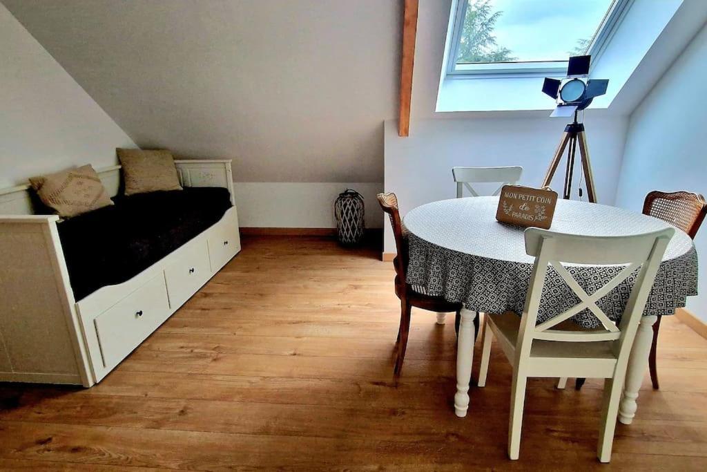 Appartement Charmant Et Spacieux Auxerre Exteriör bild