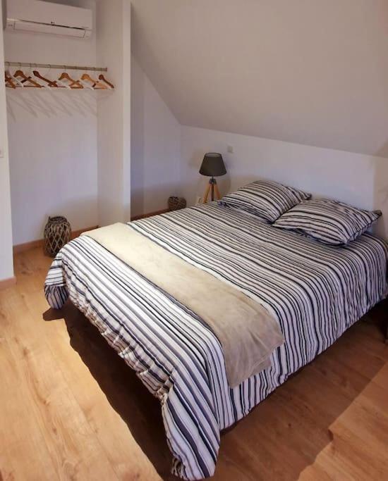 Appartement Charmant Et Spacieux Auxerre Exteriör bild